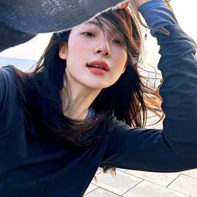 小泳者